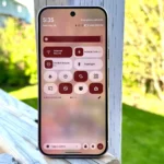 Giao diện cài đặt quản lý eSIM trên Android 16 beta