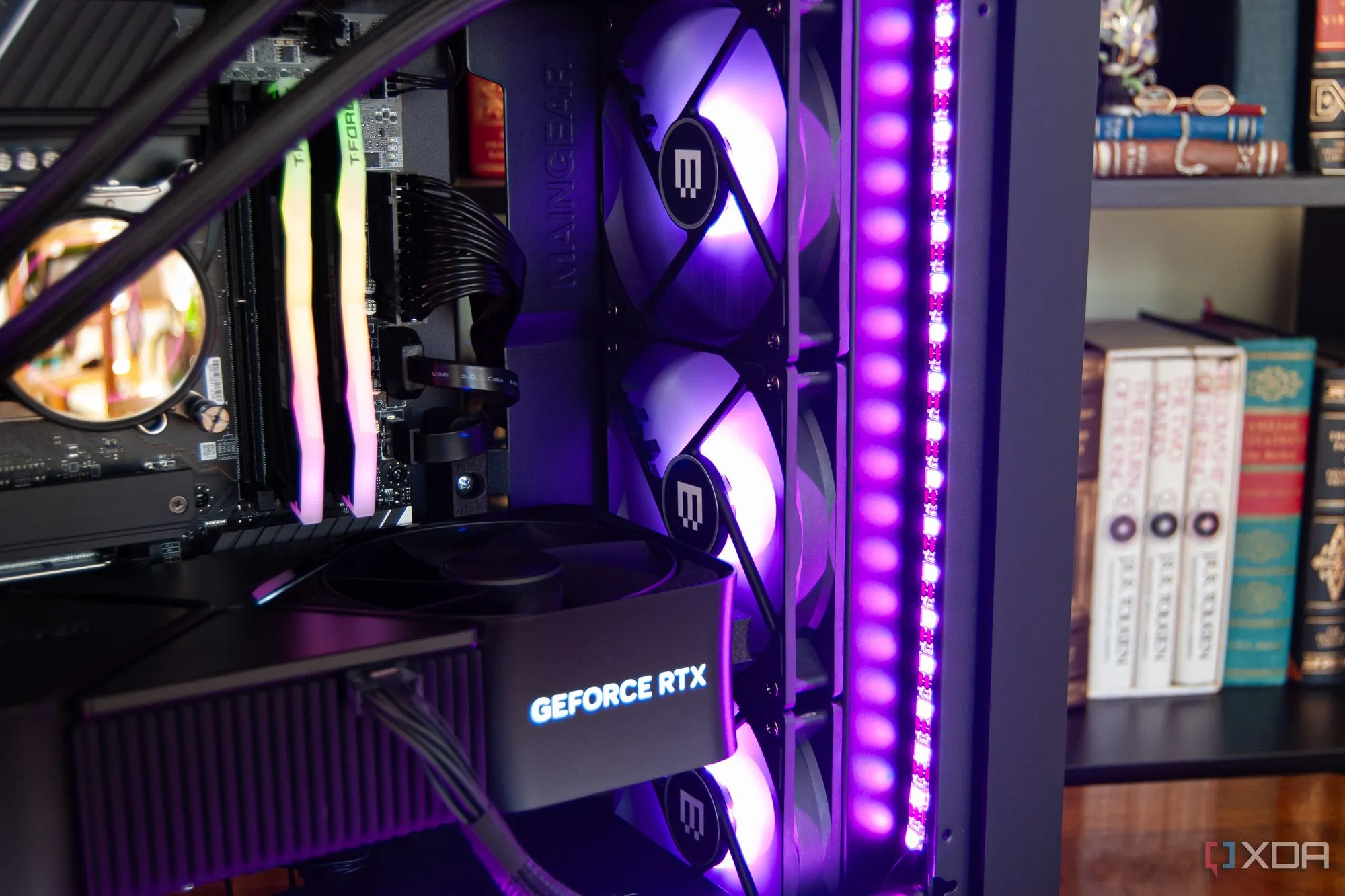 Hệ thống quạt tản nhiệt nước AIO cho PC chơi game