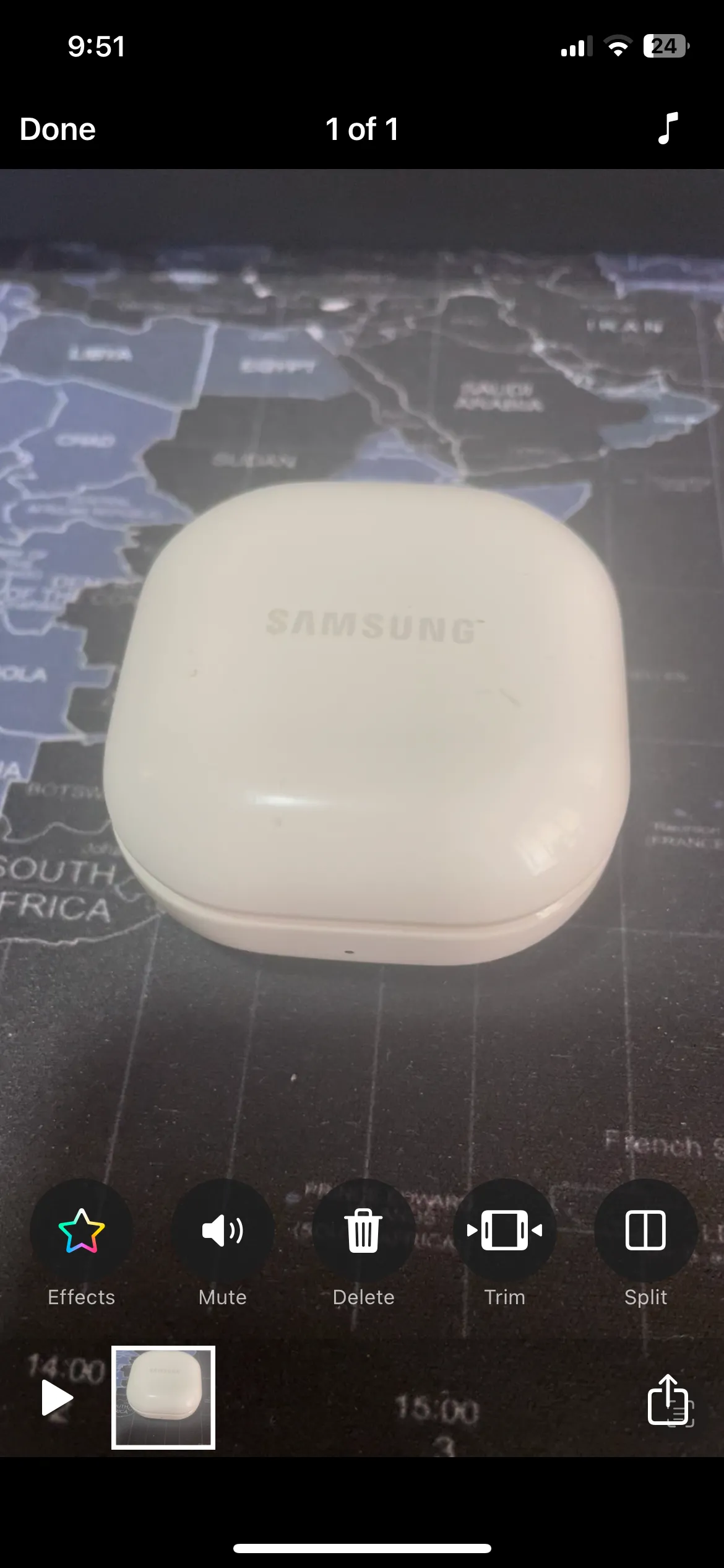 Các tùy chọn chỉnh sửa video trong ứng dụng Clips trên iPhone, bao gồm bộ lọc và hiệu ứng.