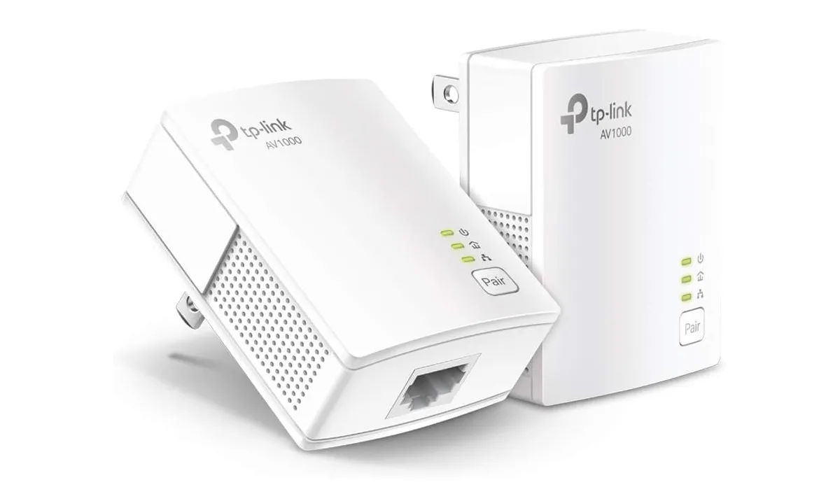 Cặp Powerline Adapter TP-Link AV1000, giải pháp giá rẻ để mở rộng kết nối internet tốc độ cao trong gia đình