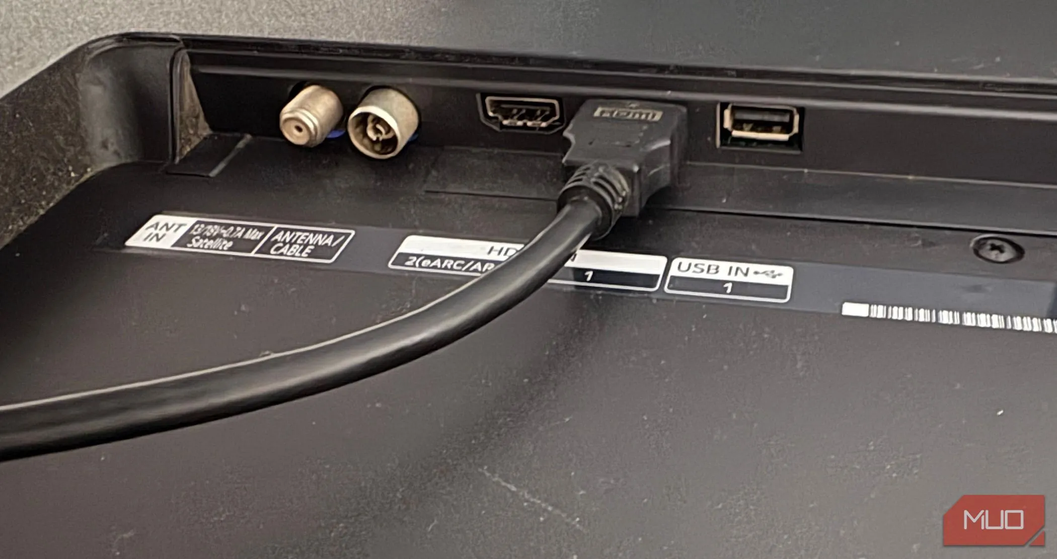 Cổng HDMI tương thích HDR trên Smart TV LG, có thể được dán nhãn hoặc nhận diện qua phiên bản.