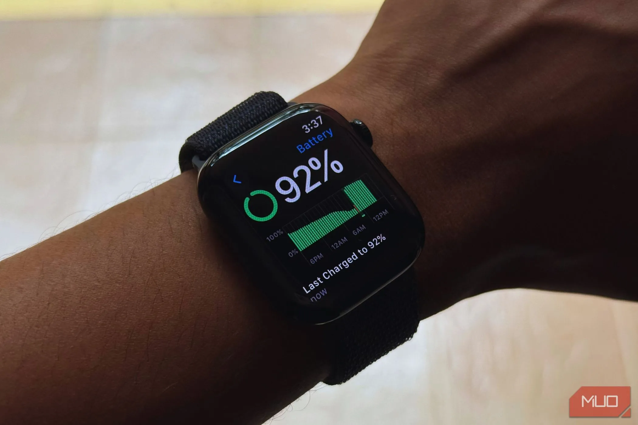 Màn hình hiển thị thời lượng pin trên Apple Watch Series 10, đối trọng của Ultra 2
