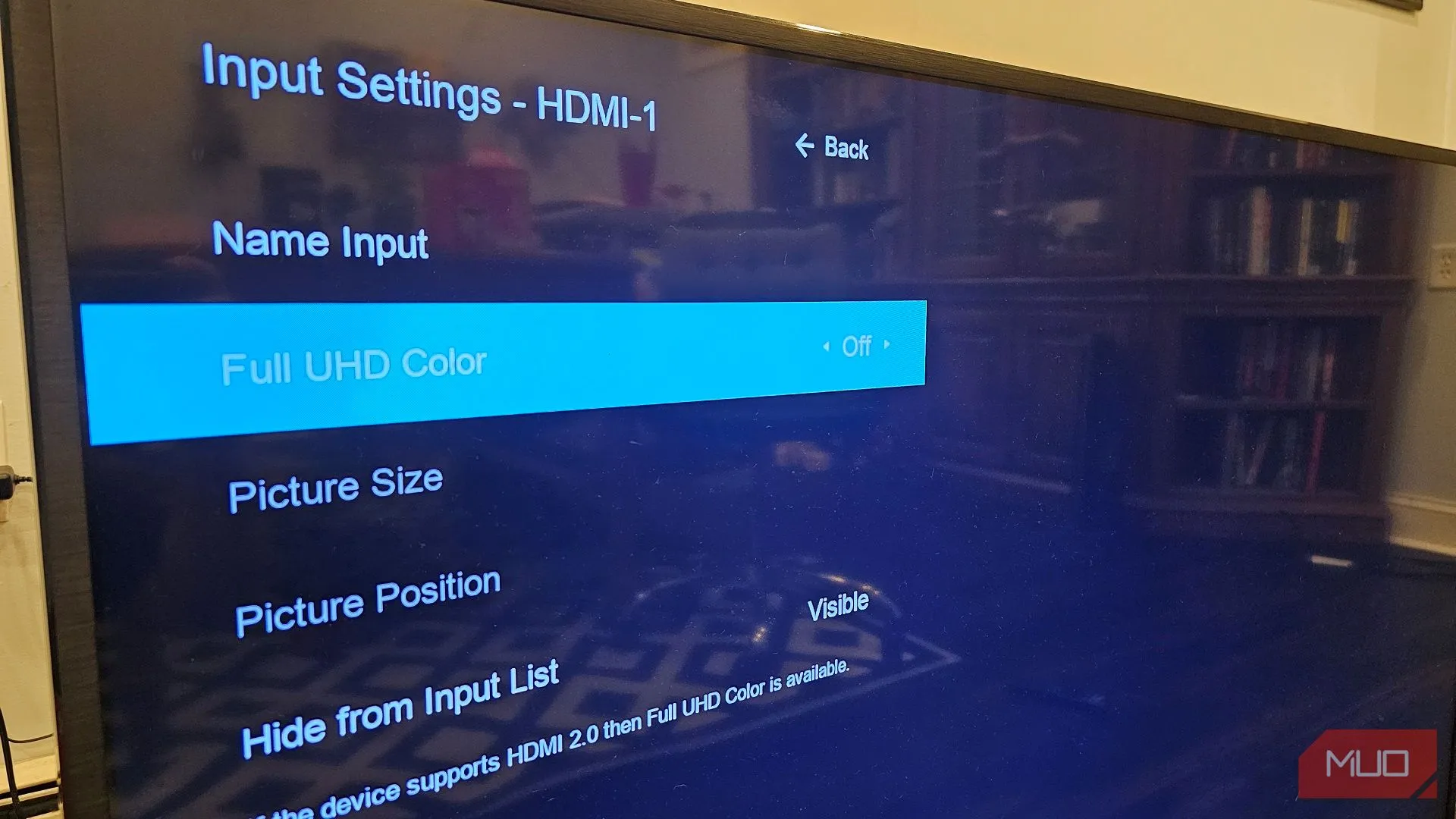 Tùy chọn kích hoạt chế độ Full UHD Color HDR trong phần cài đặt Input Settings trên Smart TV Vizio.
