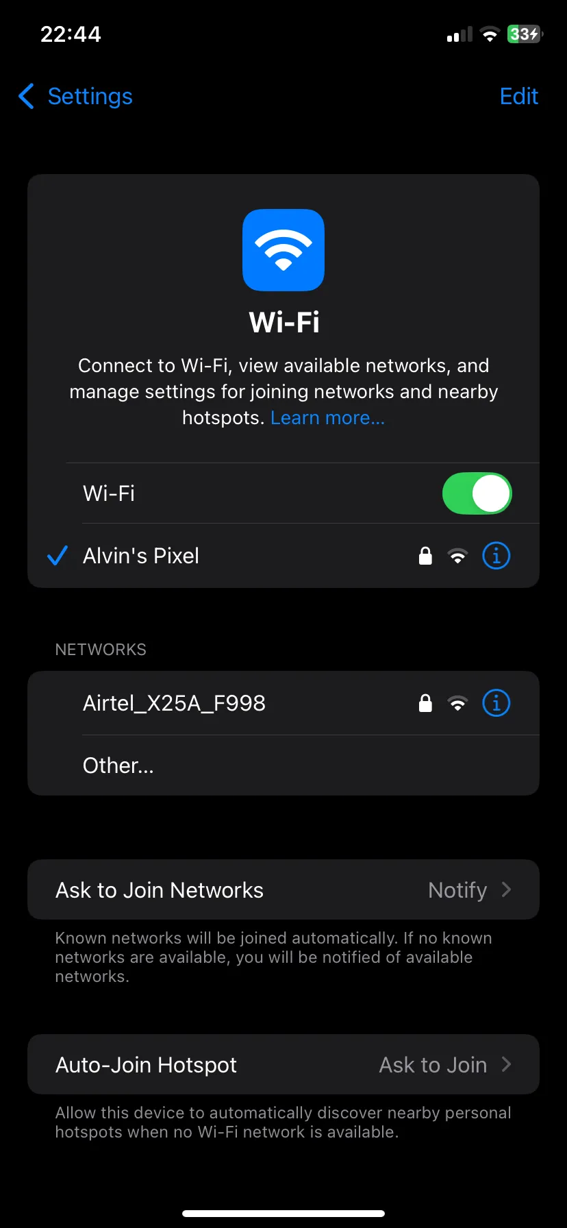 Bật Chế độ Dữ liệu Thấp (Low Data Mode) trong cài đặt Wi-Fi trên iOS