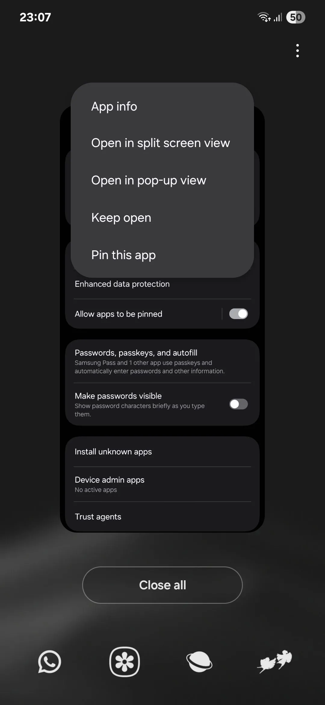 Biểu tượng ghim ứng dụng trên màn hình đa nhiệm của Samsung, hiển thị tính năng App Pinning