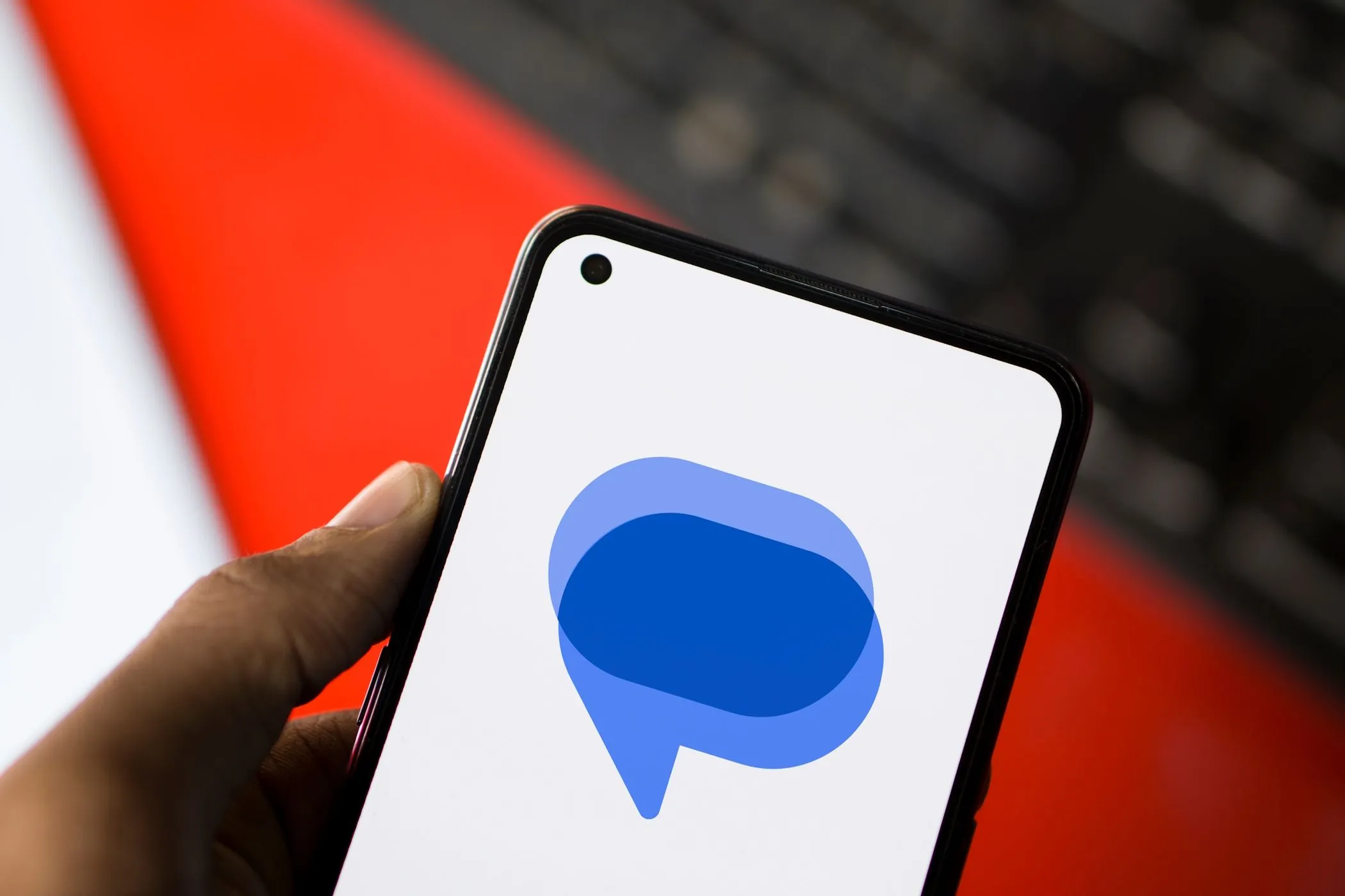 Biểu tượng ứng dụng Google Messages trên màn hình điện thoại Android, minh họa cho tính năng quét ảnh của SafetyCore