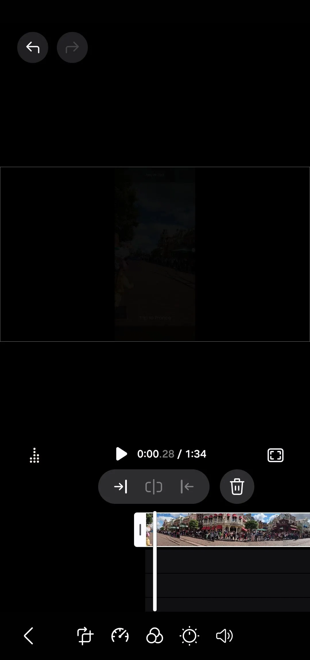 Các tùy chọn chỉnh sửa clip trong Samsung Studio, bao gồm tốc độ, lọc, cắt và điều chỉnh màu sắc.