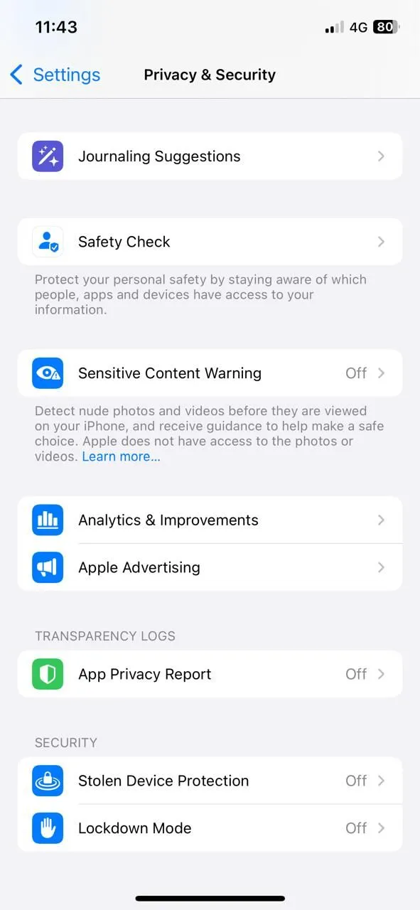 Cài đặt quyền riêng tư trên iPhone hiển thị các tùy chọn thu thập dữ liệu phân tích
