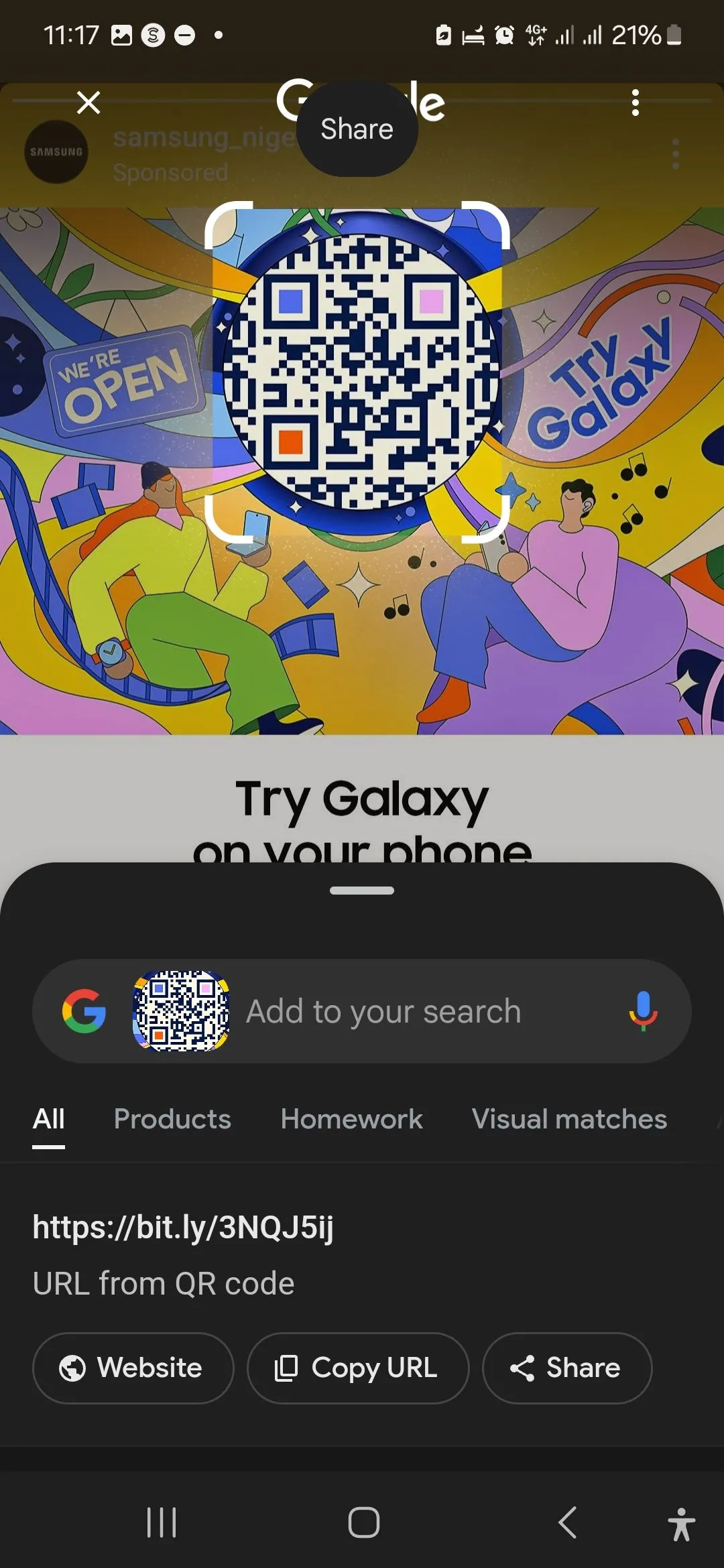 Circle to Search nhận diện và hiển thị ngay URL từ mã QR được khoanh tròn, giúp truy cập nhanh chóng