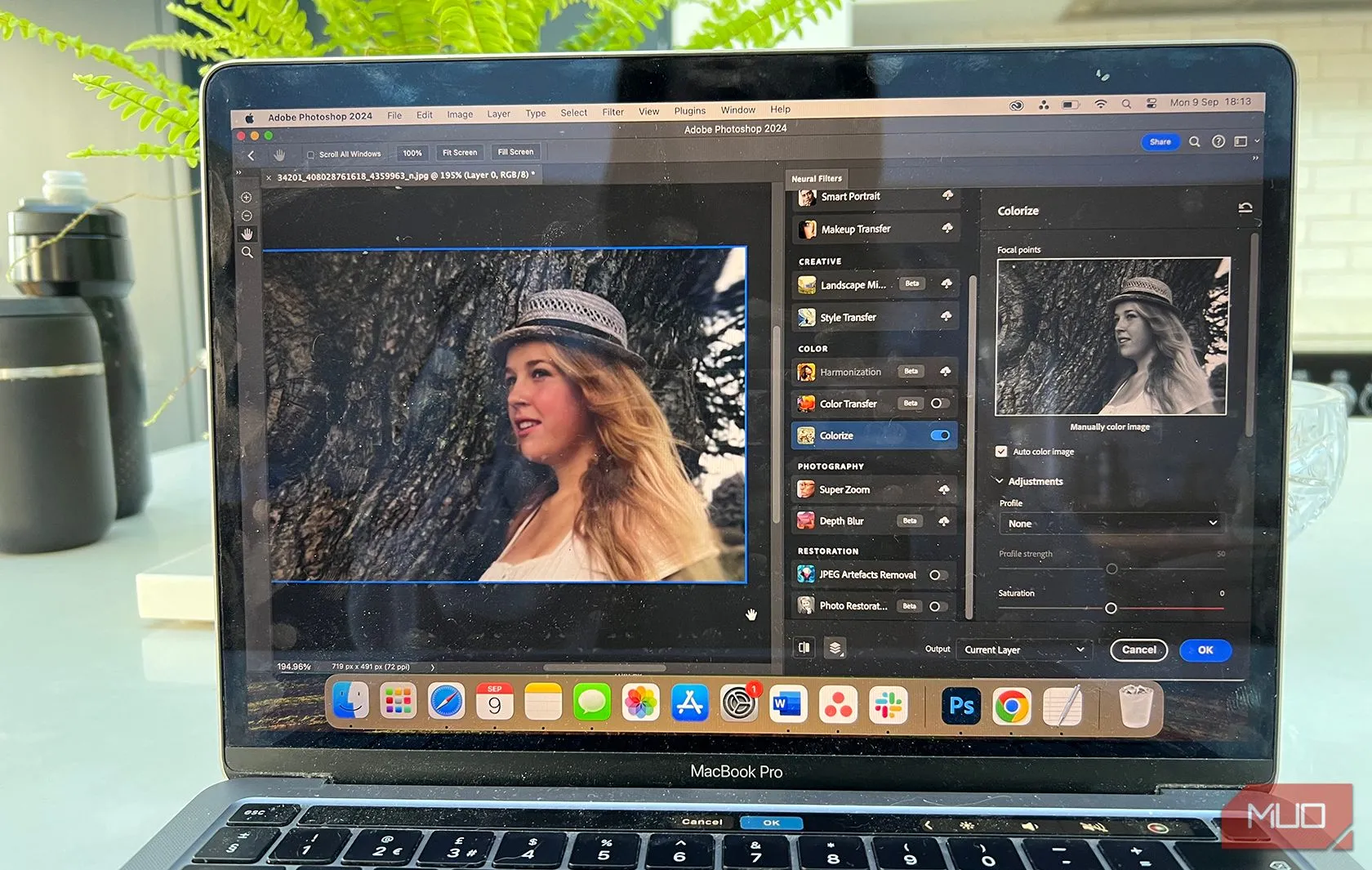 Công cụ AI Colorize của Photoshop giúp tự động tô màu cho ảnh đen trắng