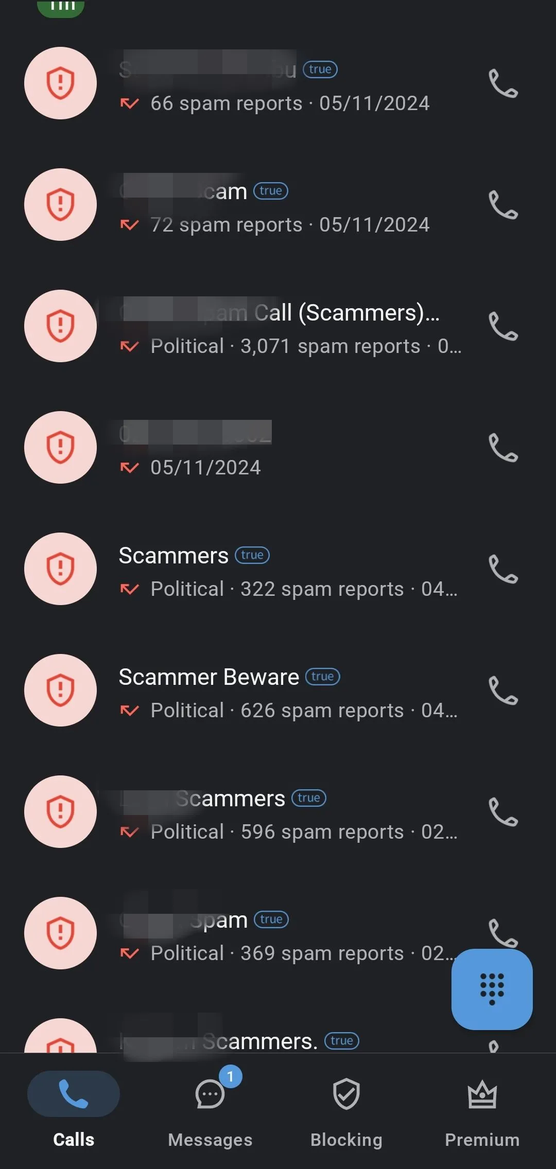 Danh sách cuộc gọi trong ứng dụng Truecaller hiển thị các số bị gắn cờ là lừa đảo