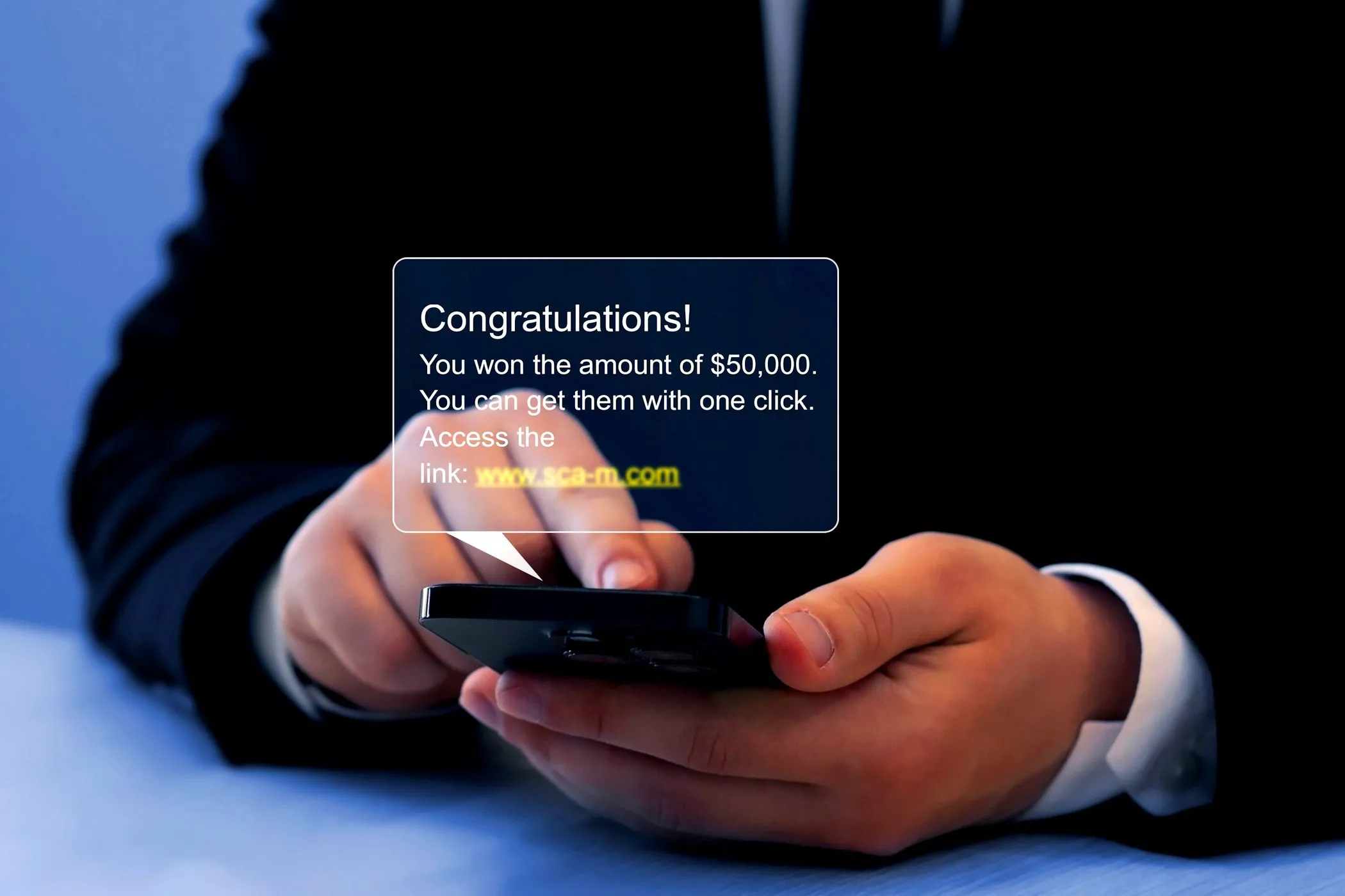 Điện thoại hiển thị tin nhắn lừa đảo phishing