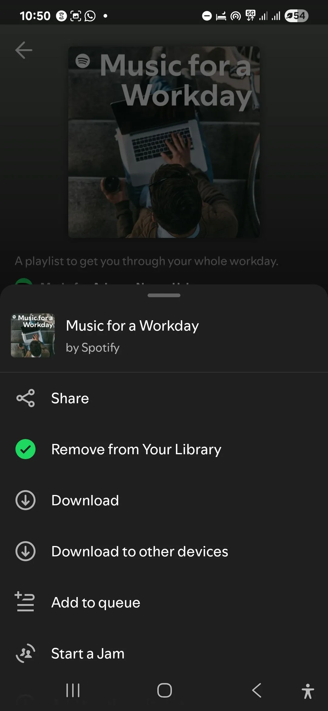 Giao diện danh sách phát nhạc trên ứng dụng Spotify cho Android, hiển thị tùy chọn tải xuống để nghe nhạc ngoại tuyến.