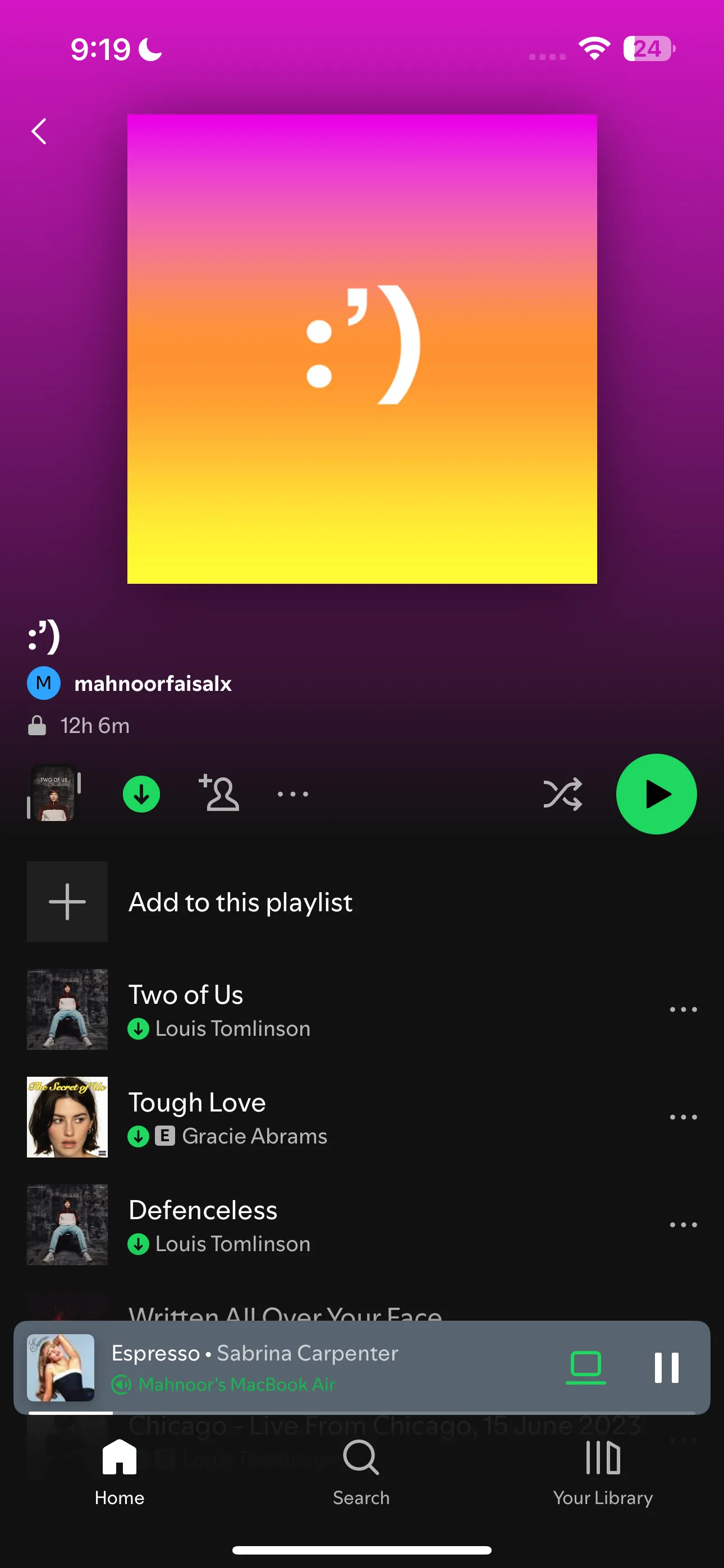 Giao diện một playlist bất kỳ trên ứng dụng Spotify