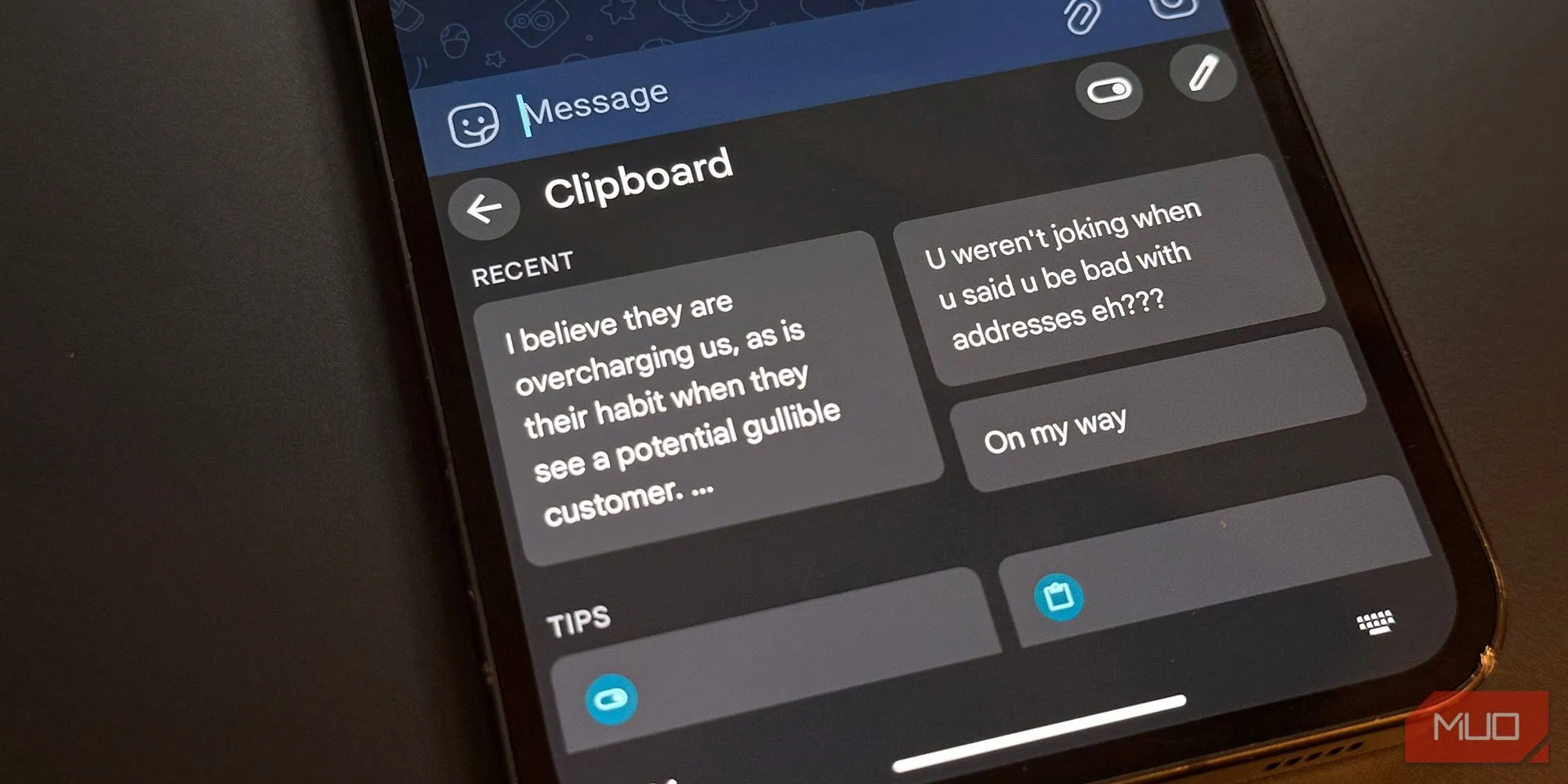 Giao diện quản lý lịch sử bảng tạm (clipboard history) trên Android 15, cho phép truy cập nhiều mục đã sao chép.
