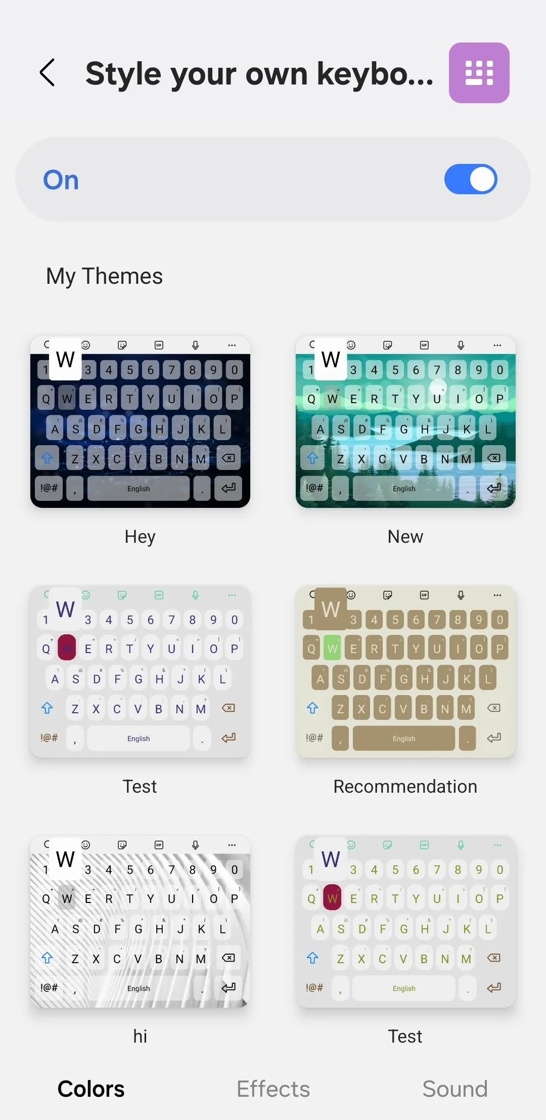 Giao diện tab &quot;Màu sắc&quot; trong ứng dụng Keys Cafe của Samsung Good Lock, cho phép tùy chỉnh màu bàn phím