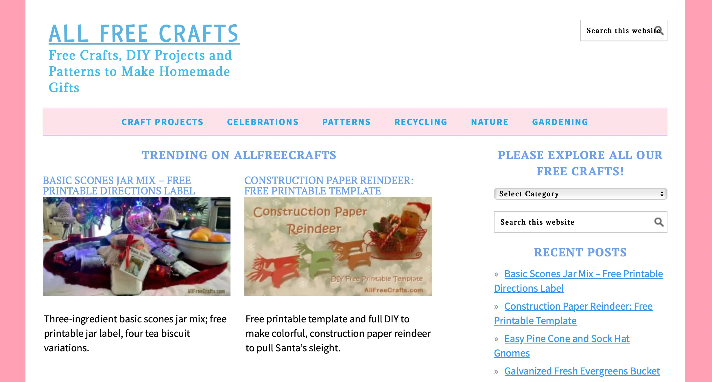 Giao diện trang chủ All Free Crafts với các dự án thủ công đa dạng như lọ đựng bánh và tuần lộc giấy, kho ý tưởng DIY miễn phí.