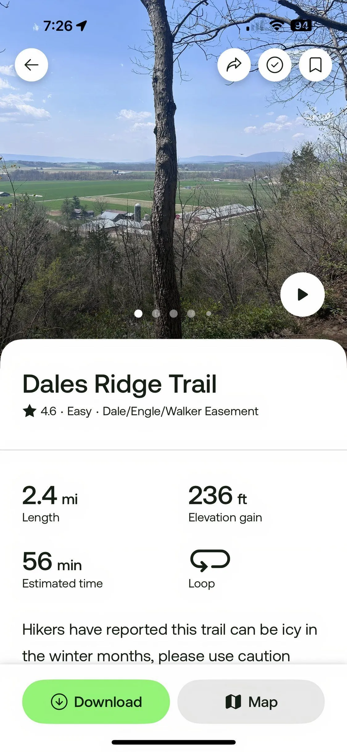 Giao diện ứng dụng AllTrails hiển thị chi tiết một cung đường đi bộ trên iPhone