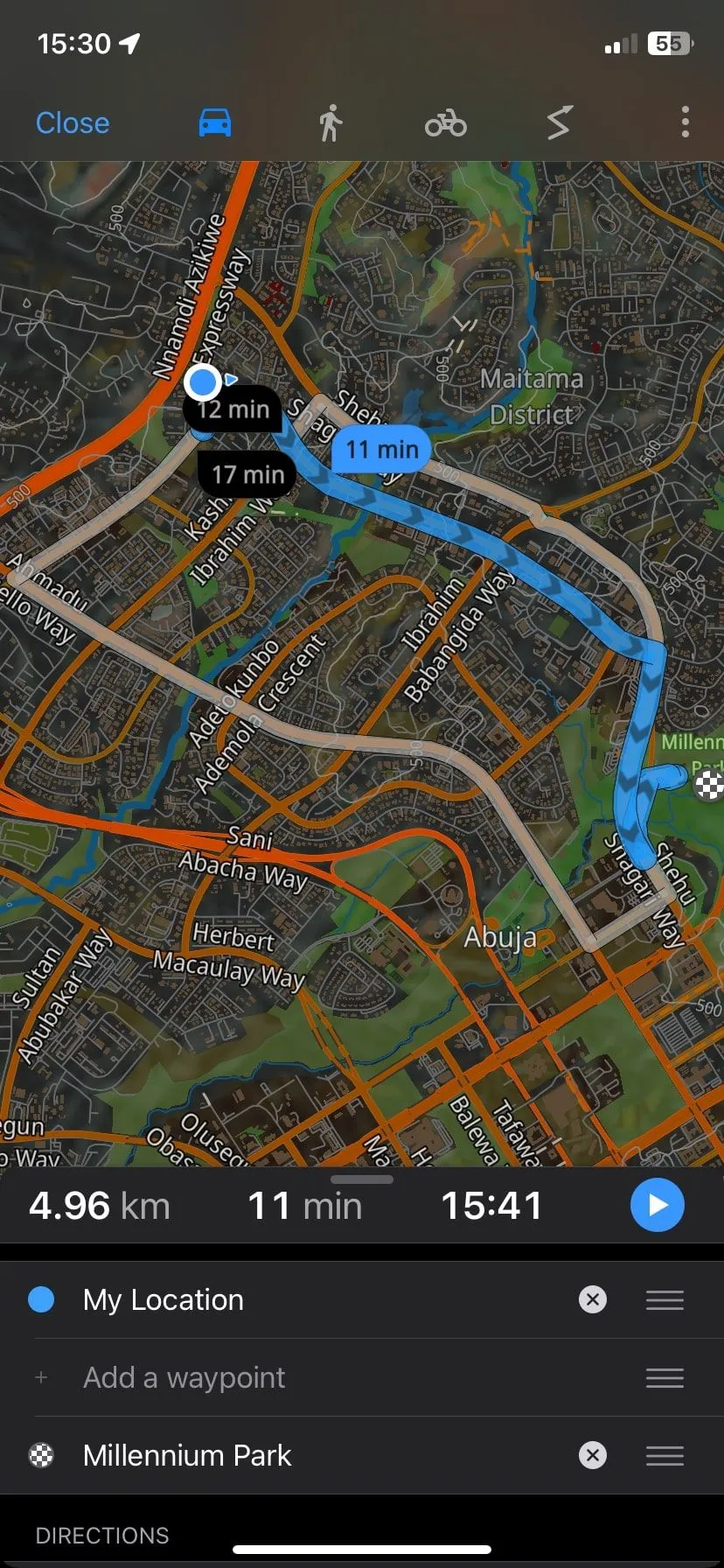Guru Maps hiển thị chỉ đường ô tô với các điểm dừng và tuyến đường.