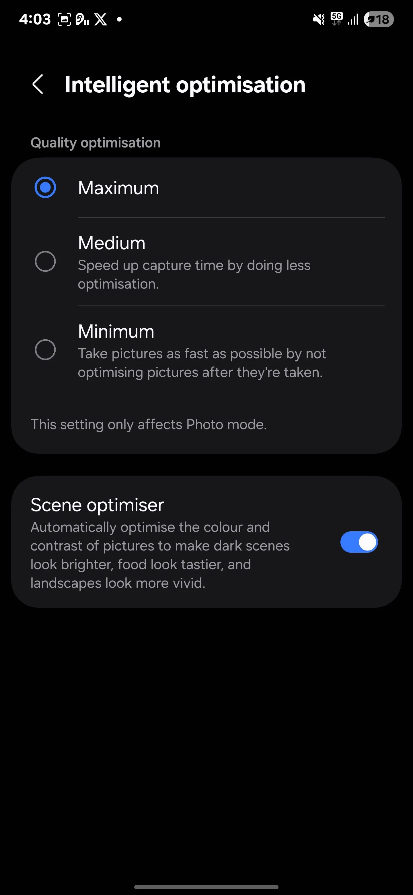 Khu vực Tối ưu thông minh trong cài đặt camera Samsung, cho phép bật hoặc tắt tính năng Tối ưu Cảnh (Scene Optimizer)