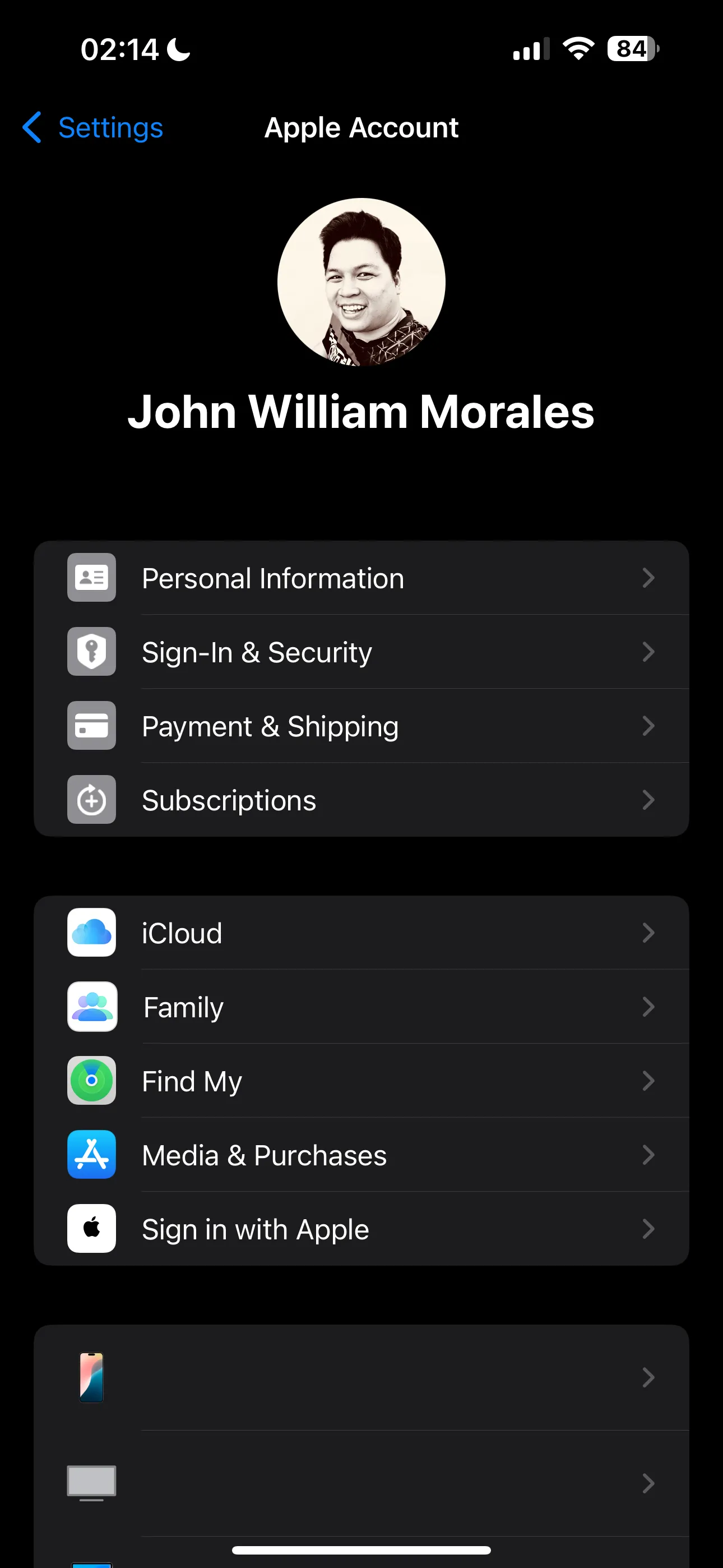 Kiểm tra thông tin tài khoản Apple ID trong cài đặt iPhone