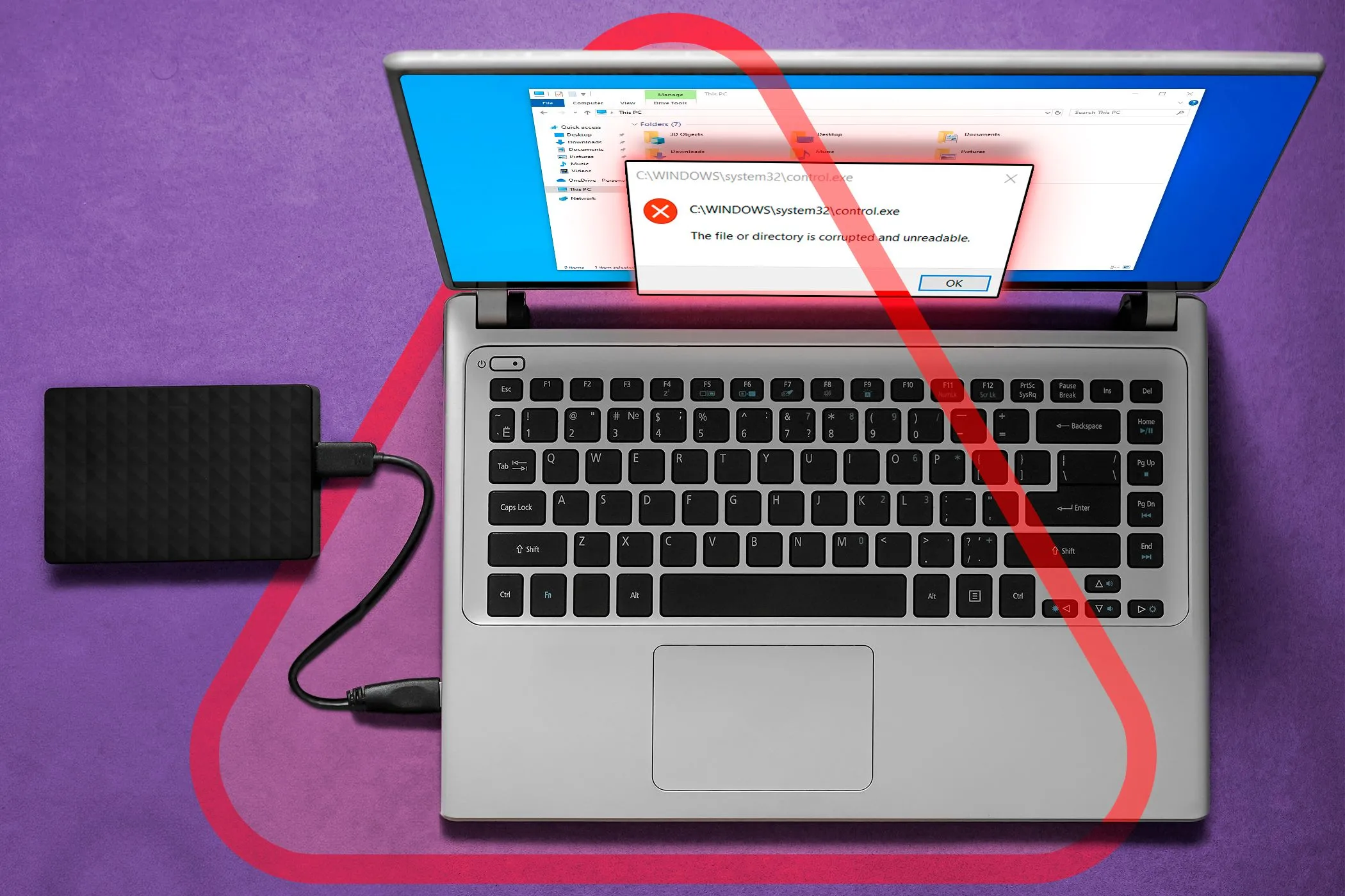 Laptop hiển thị thông báo lỗi khi kết nối với ổ đĩa ngoài, minh họa các vấn đề tiềm ẩn với quá trình mã hóa dữ liệu.