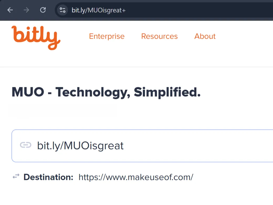 Link rút gọn Bitly dẫn đến trang chủ MakeUseOf, minh họa sự che giấu đích đến