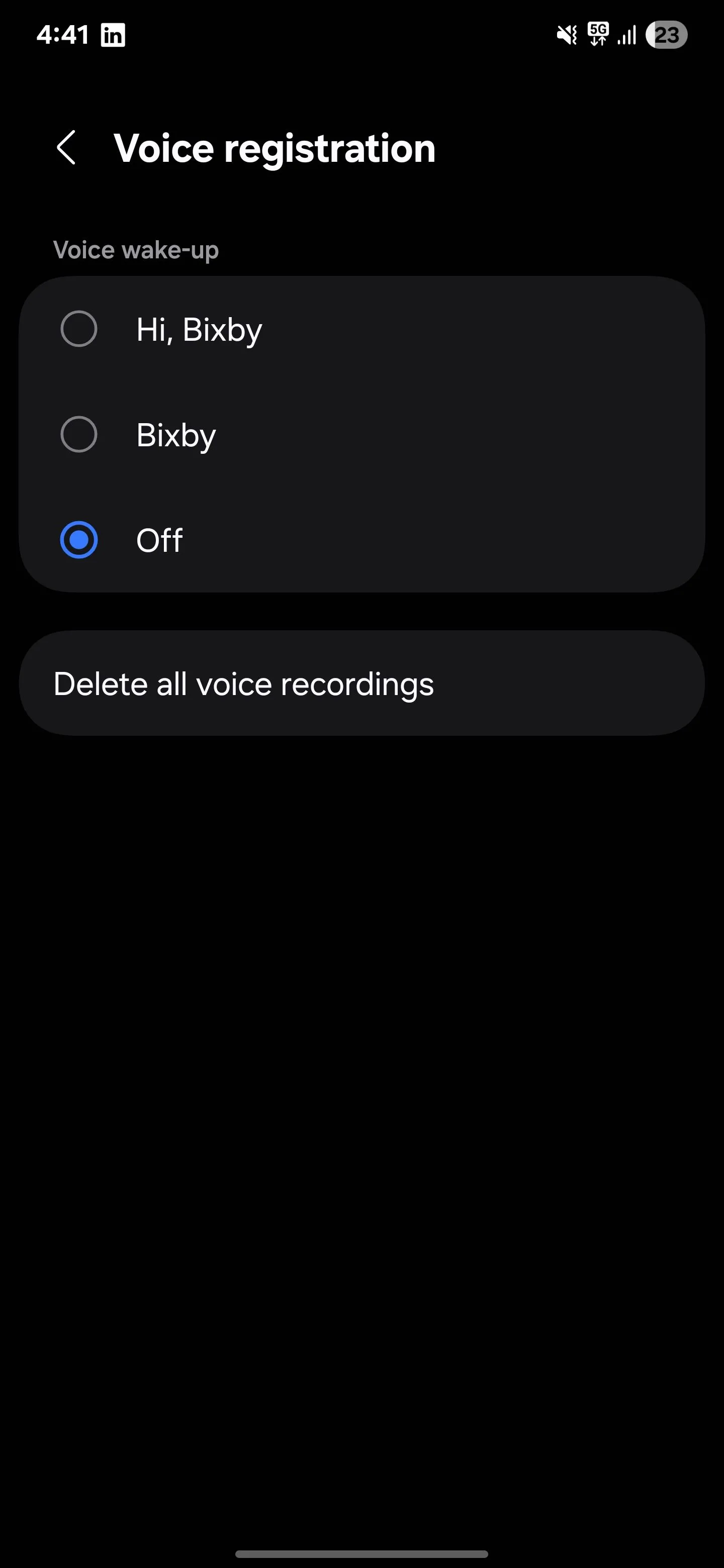 Màn hình cài đặt Bixby cho phép tắt tính năng &quot;Đánh thức bằng giọng nói&quot; trên Samsung, giúp giảm hao pin.