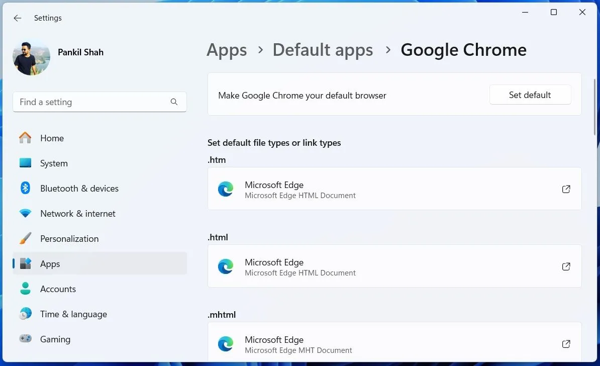 Màn hình cài đặt ứng dụng mặc định trong Windows 11, nơi người dùng có thể tùy chỉnh trình duyệt và ứng dụng khác.