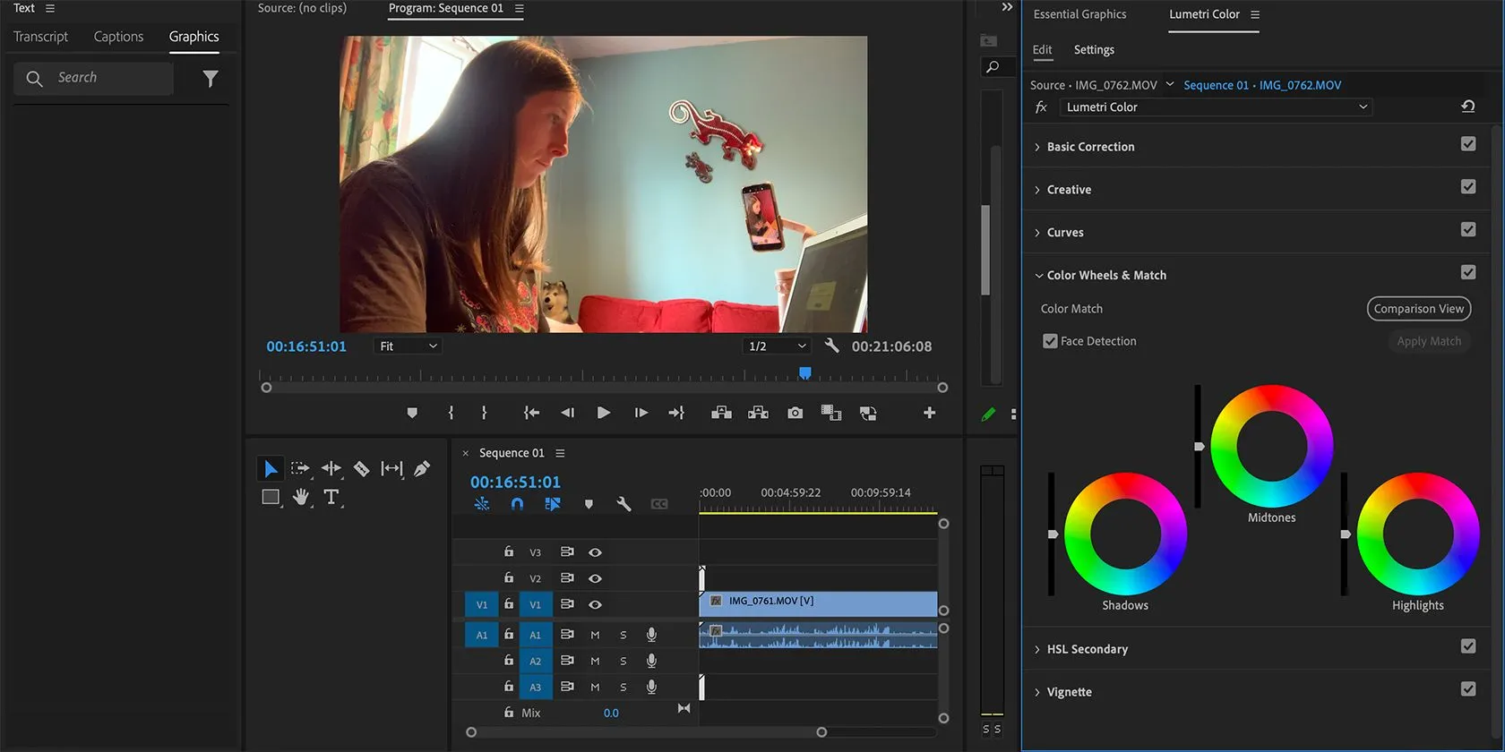 Màn hình chỉnh sửa màu sắc trong Adobe Premiere Pro, minh họa hiệu năng kém trên Snapdragon X Elite.
