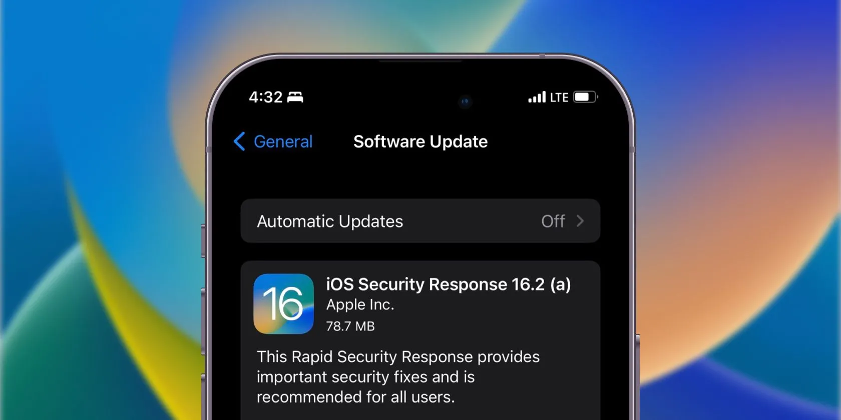 Màn hình iPhone hiển thị thông báo cập nhật Phản hồi bảo mật nhanh (Rapid Security Response) trên iOS.