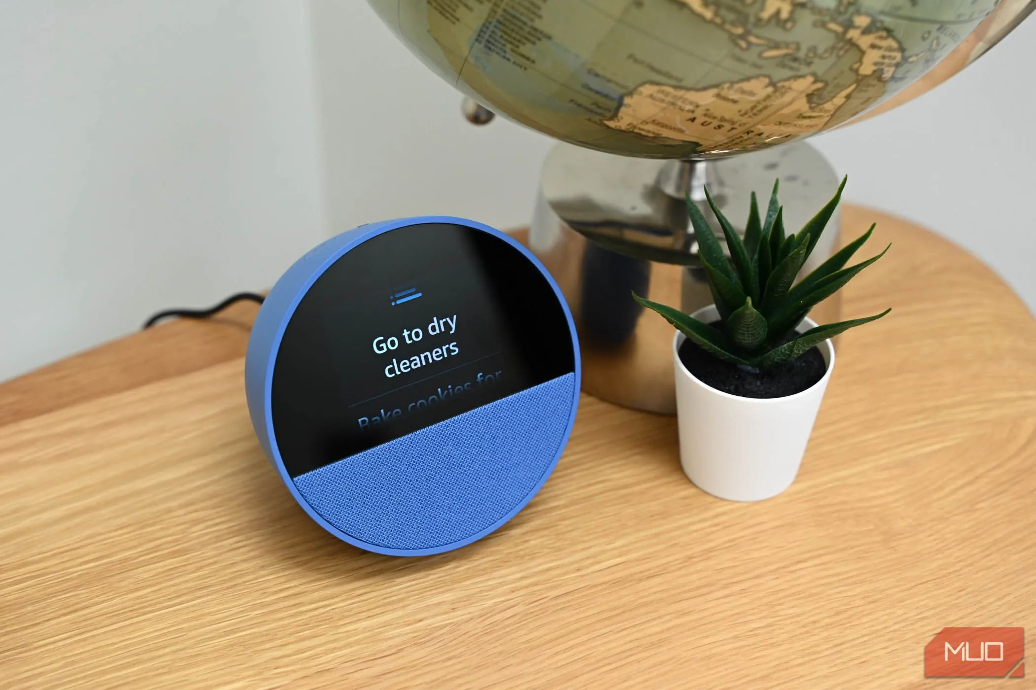 Nút tắt micrô trên thiết bị Amazon Echo, một cách để bảo vệ quyền riêng tư của bạn