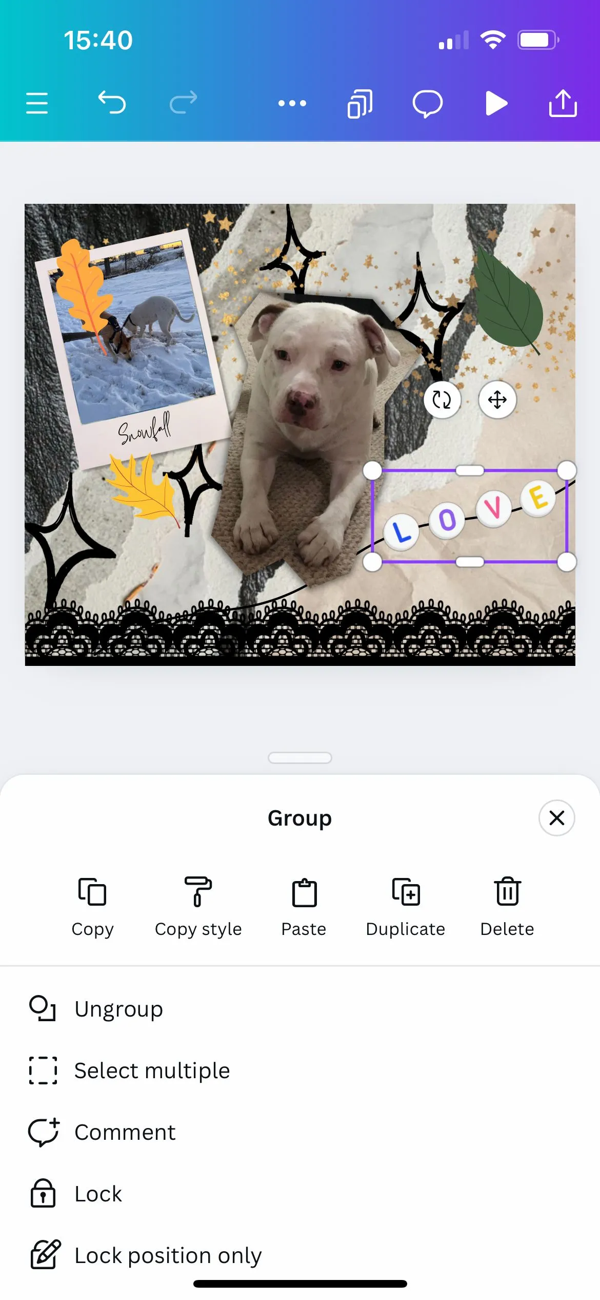 Nút 'Ungroup' xuất hiện trong thanh công cụ nổi của ứng dụng Canva, cho phép người dùng bỏ nhóm các thành phần đã được nhóm.