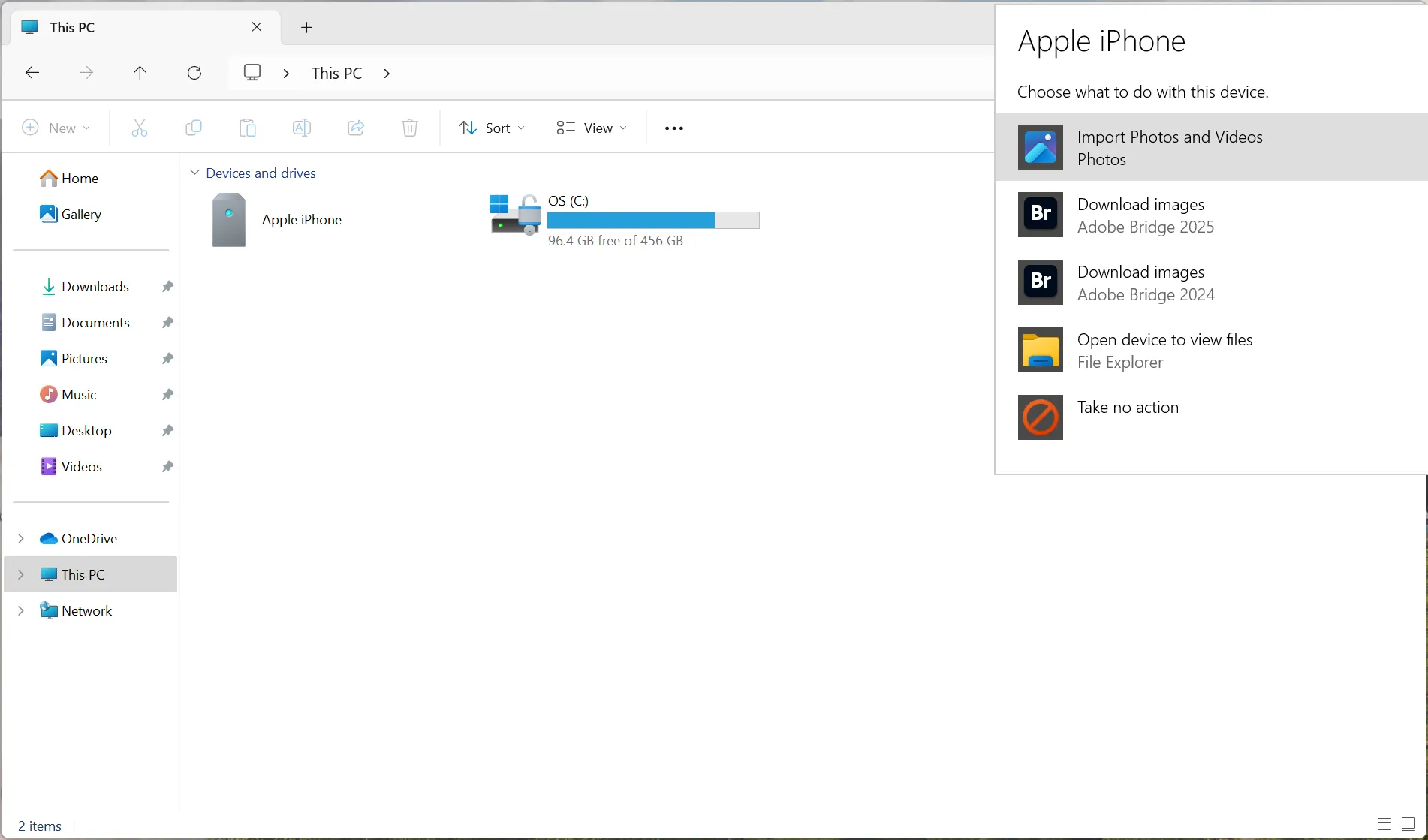 Sử dụng Windows Explorer để nhập ảnh và video từ iPhone sang máy tính, giúp chuyển dữ liệu ra khỏi iCloud và giải phóng bộ nhớ.