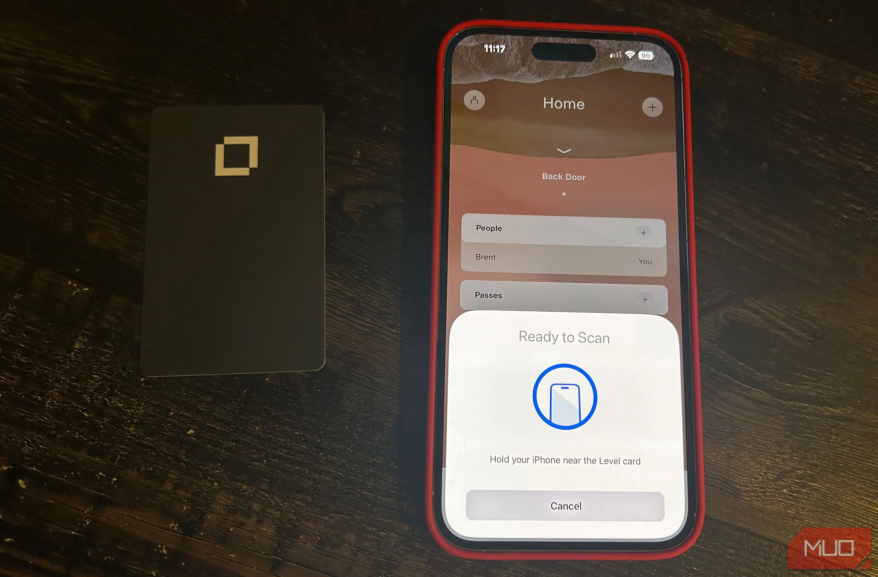 Thẻ ngân hàng với công nghệ NFC, minh họa cho việc thêm thẻ nhanh chóng vào ví điện tử Google Wallet.