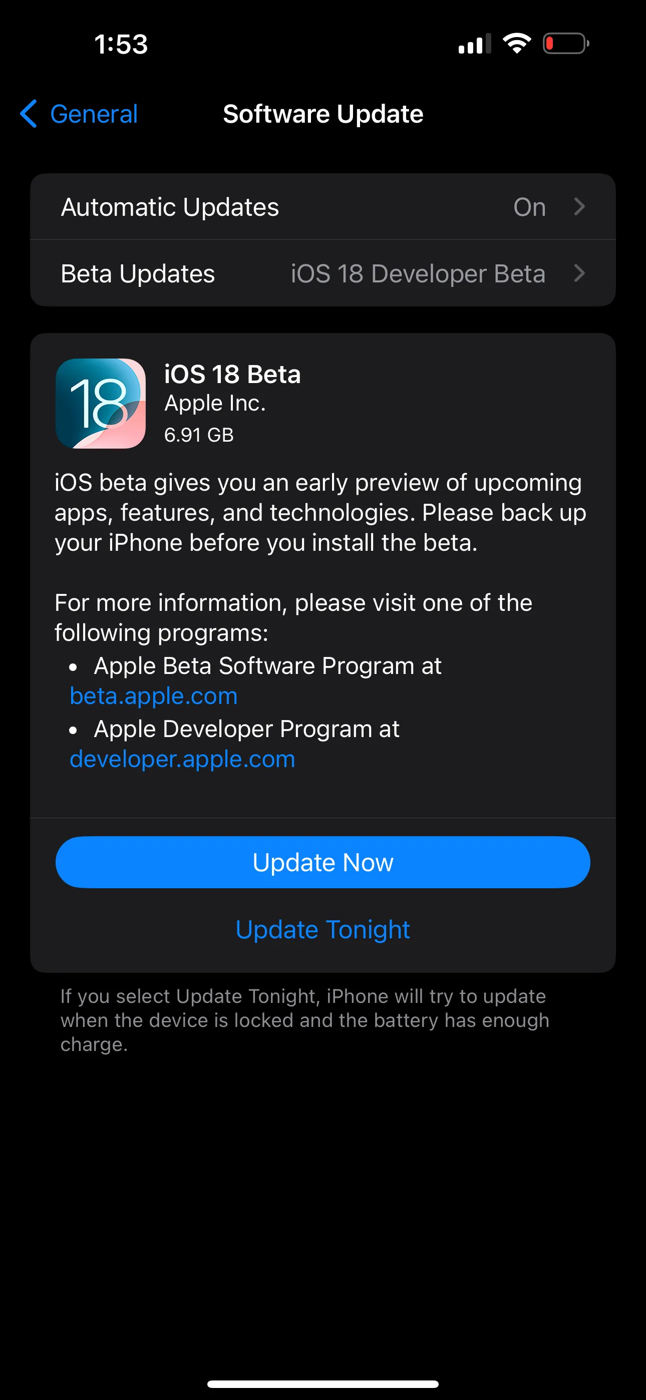 Thông báo cập nhật iOS 18 Beta trên iPhone, nhấn mạnh việc giữ hệ điều hành luôn được cập nhật.