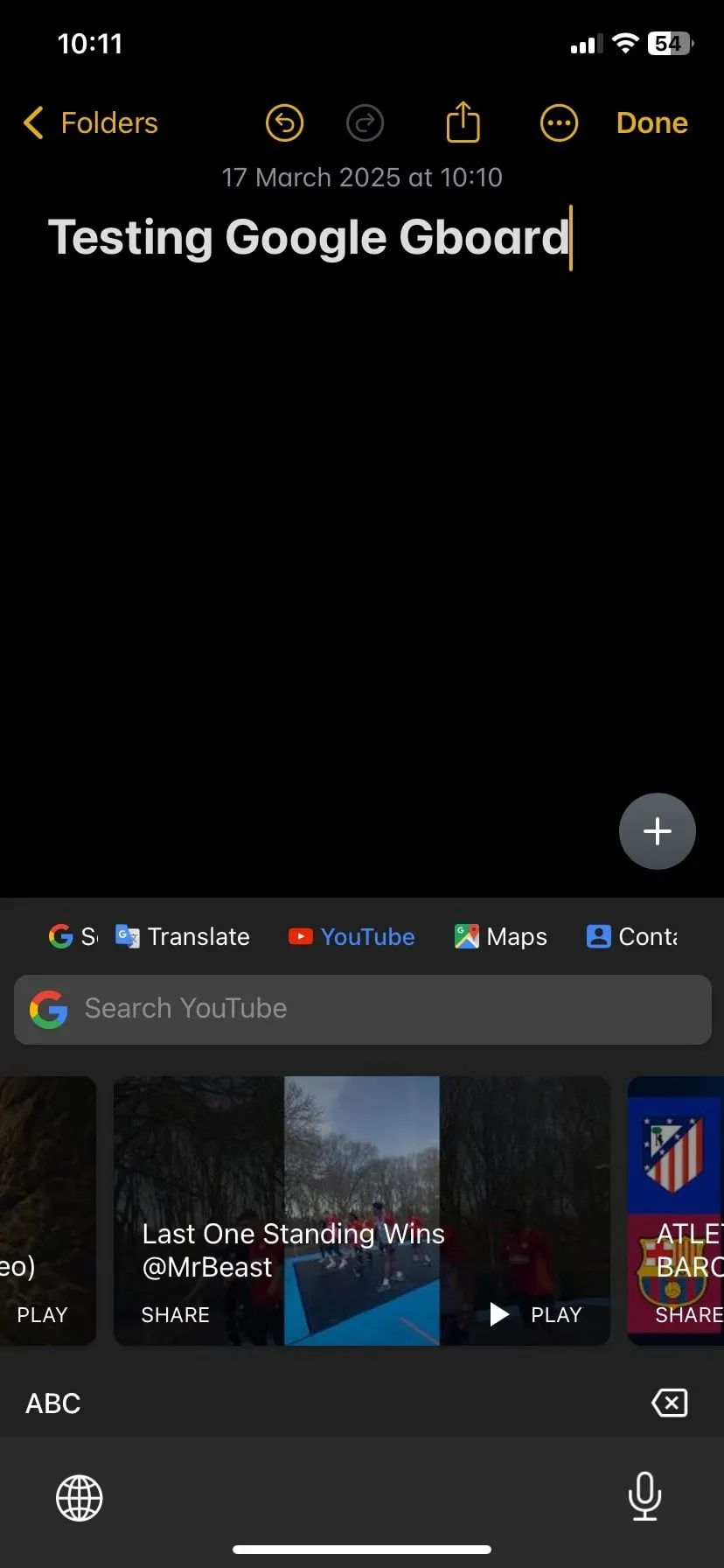 Tiện ích YouTube trên bàn phím Gboard hiển thị các video được gợi ý, giúp tìm kiếm nhanh