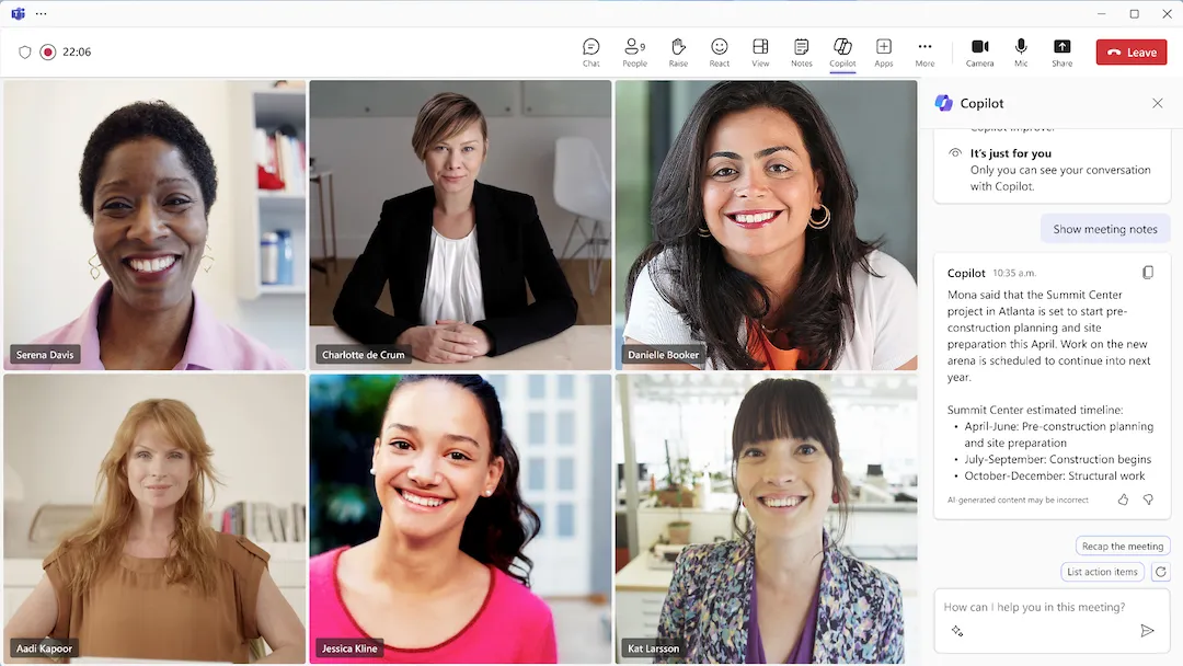 Trải nghiệm cuộc họp Microsoft Teams với thanh sidebar Copilot AI