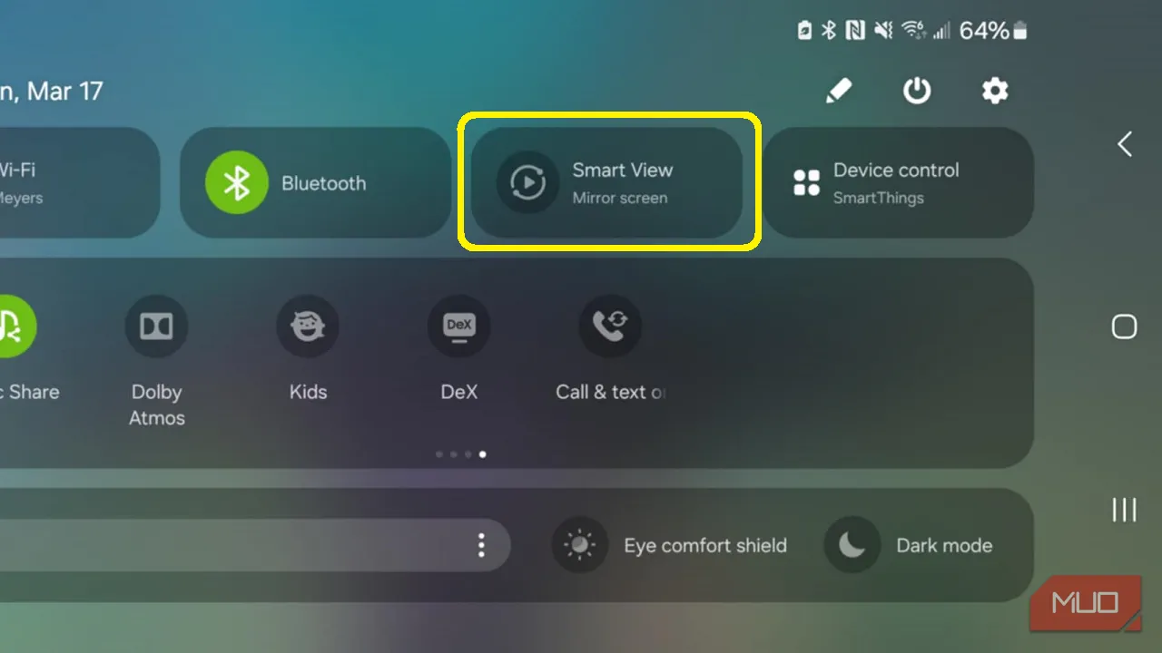 Truy cập Menu nhanh trên Android và kích hoạt Smart View để chiếu màn hình lên Roku