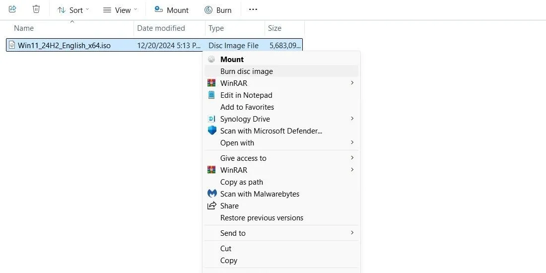 Tùy chọn ghi ảnh đĩa Windows ra DVD trên File Explorer