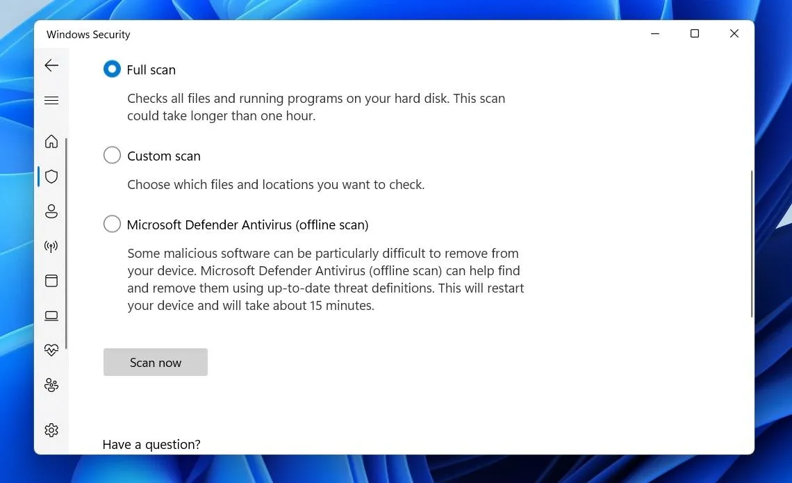 Tùy chọn Quét toàn bộ được chọn trong ứng dụng Windows Security