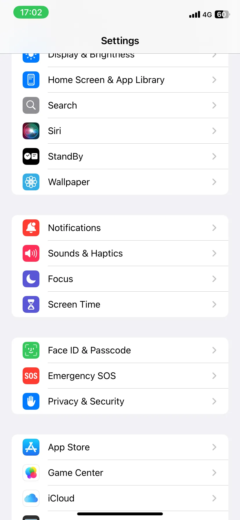 Ứng dụng Cài đặt iPhone với tùy chọn Thông báo ở trung tâm