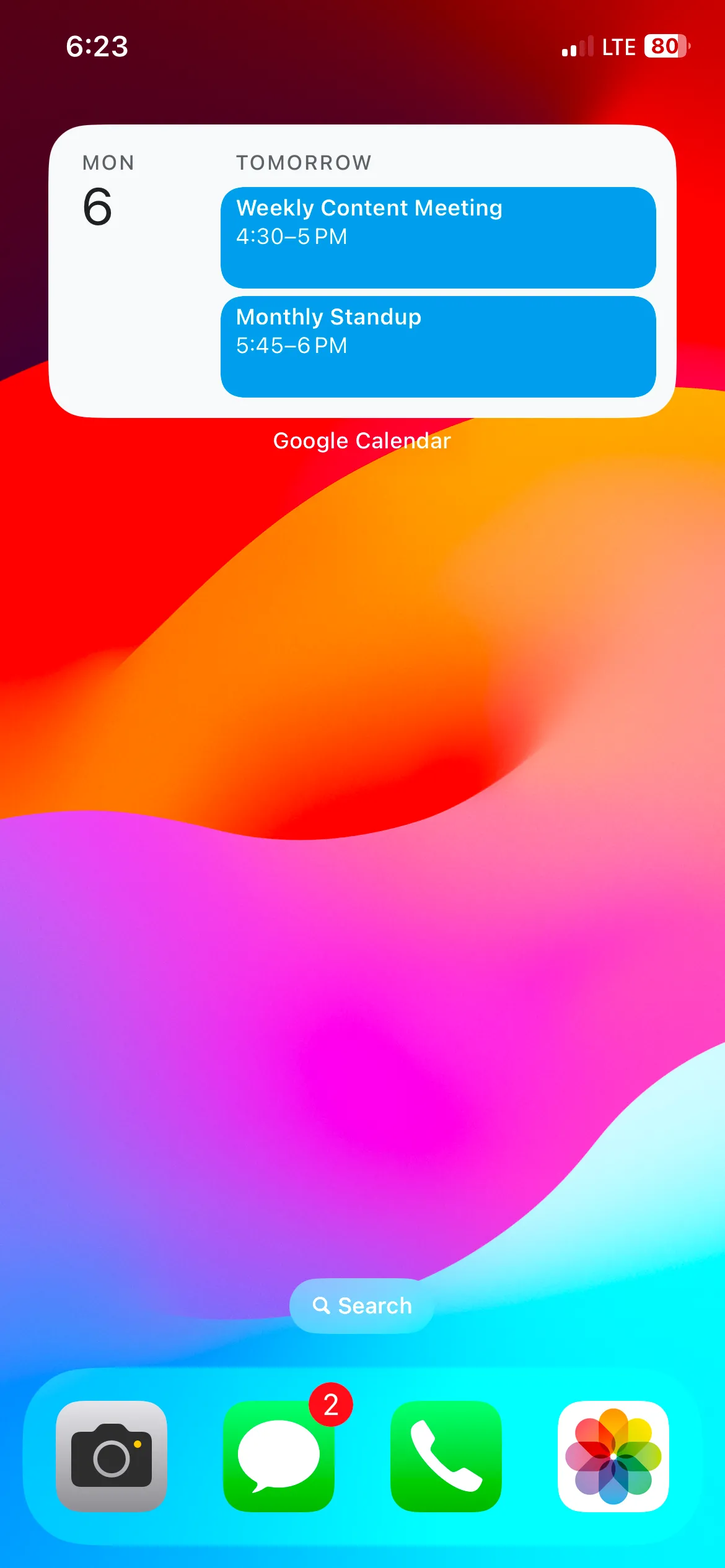 Widget Google Calendar trên màn hình chính iPhone hiển thị các sự kiện và cuộc họp sắp tới